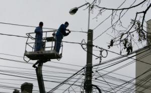 Lucrări de electrificare in Sărmaş şi Dealu Morii