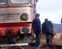 Barbatul lovit de tren la Rus se zbate intre viata si moarte