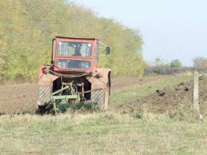 Se depun cererile pentru motorina subventionata