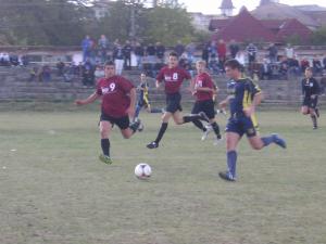 Fotbal. Liga a IV-a