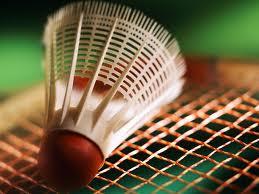 Rusii cumpara rachete…de badminton