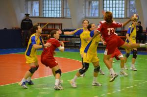 Duel romanesc in optimile Cupei EHF