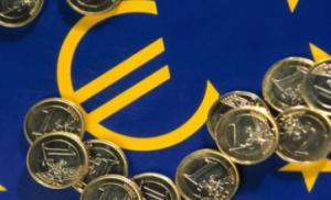 Cursul euro, aproape de maximul istoric