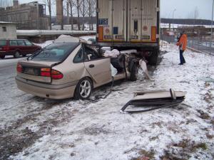 Tragedie in Dumbrava – Trei tineri au murit si alti doi sunt in coma