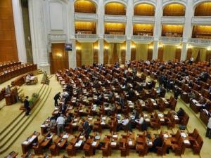 Şedinţa Parlamentului, in plina desfasurare