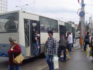 Pe autobuz in Zalau iei amenda chiar daca ti-ai compostat biletul