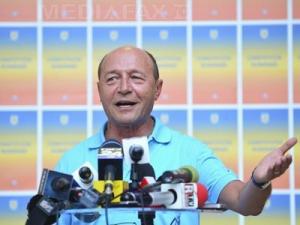 Comisie din Senat: Instalarea telefoanelor STS in sediul lui Băsescu se situează in afara legii