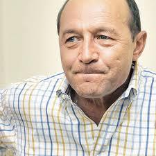 Băsescu: Singurul lucru important e caţi stau acasă şi caţi votează „NU”, faţă de cei care spun „DA”