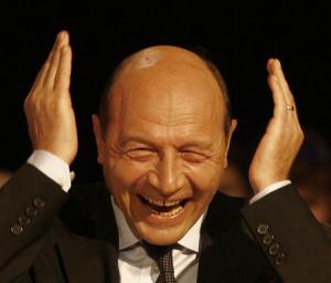 Capul lui Motoc in varianta Basescu