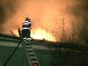 Incendiu la o cladire dezafectata din Simleu Silvaniei