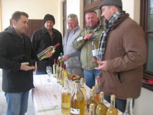 Targul de vin: marfa putina pentru cumparatori multi