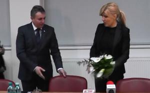 Elena Udrea a facut furori ieri la Zalau printre pedelisti si nu numai