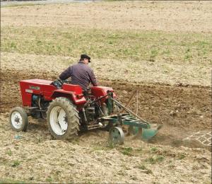 Agricultorii vor beneficia de motorina subventionata