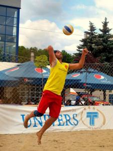 Marius Mascovits si Cristian Pop au reprezentat Salajul la Campionatul National de volei pe plaja