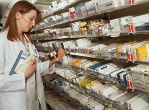 Farmaciile, prioritare la „sacul” CAS