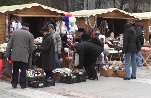 Targul de Craciun de la Zalau este bogat in produse si sarac in cumparatori