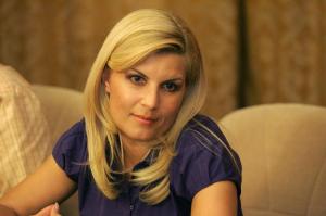 Elena Udrea a plecat din PDL si a devenit membru al PMP