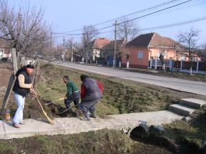 Nu sunt bani destui pentru platile sociale