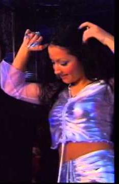 in-zalau-fanfara-canta-in-centru-fara-spectatori-tinerii-dau-din-fund-pe-facebook-pe-muzica-lui-guta0_58839