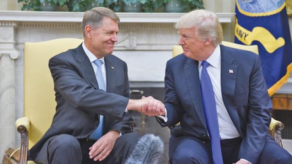 Iohannis in “cautarea binecuvântarii lui Trump” înaintea de cursa electorala