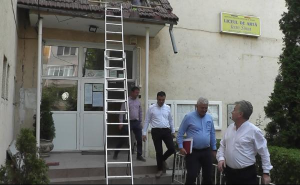 ionel-ciunt-vizita-pe-santier-la-liceul-de-arta-ioan-sima-din-zalau04_65042