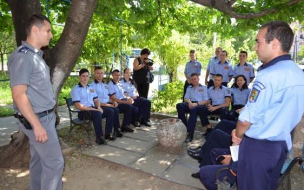 ipj-salaj-invita-tinerii-la-concursurile-de-admitere-la-scolile-de-politie0_55431