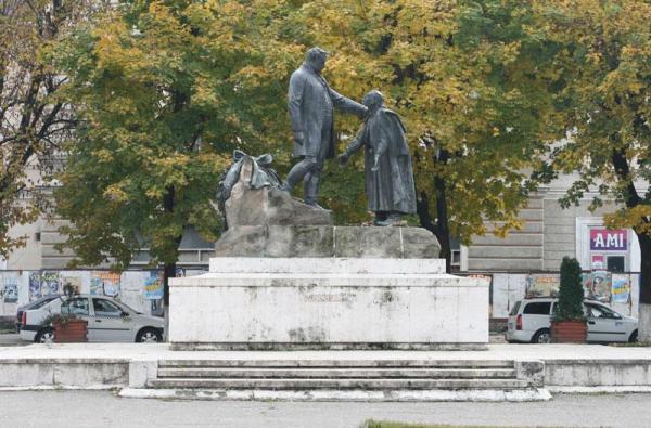 Licitatia pentru reparatiile  la statuia Wesselenyi  din Zalau va fi reluata