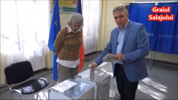 Lucian Bode la vot: -Sa dea Dumnezeu ca la sfarsitul acestei zile sa castige romanii-