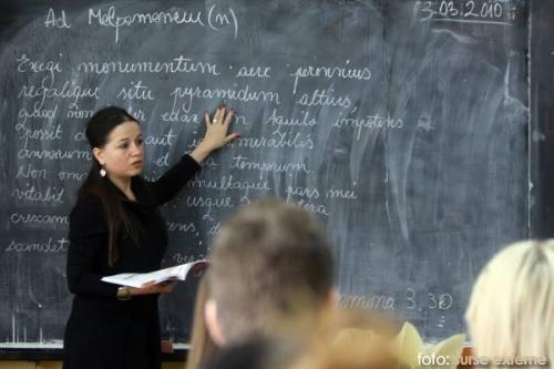 ministrul-educatiei-da-nota-6-invatamantului-din-romania14_56405