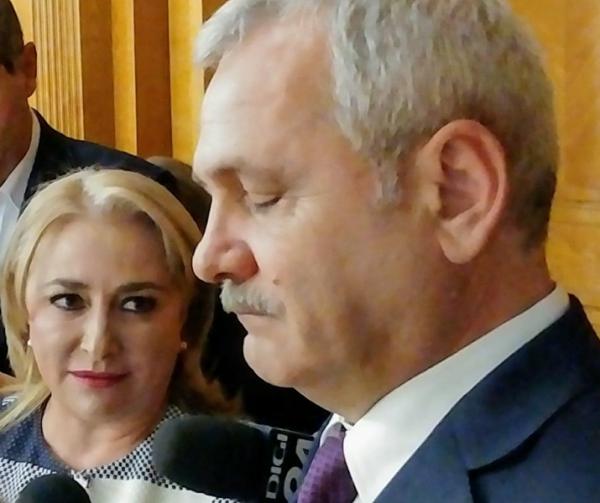 Mitingul PSD pentru sustinerea  familiei traditionale si a premierului  Viorica Dancila se suprapune  cu mitingul homosexualilor