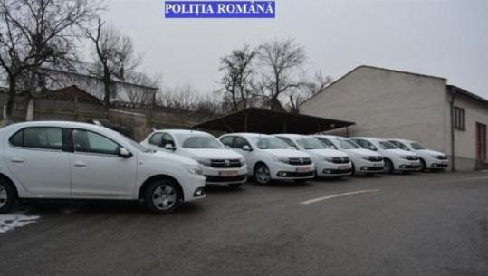 mos-craciun-adus-sapte-dacii-logan-noi-politiei-salajene0_58145