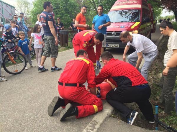 o-femeie-de-35-de-ani-s-a-ranit-grav-in-parcul-central-din-zalau05_55287