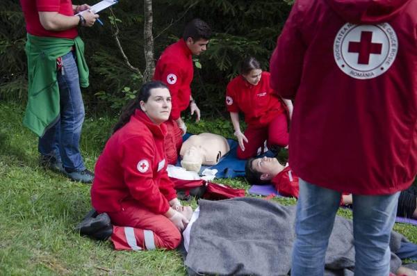 O tânara din Simleu Silvaniei a resuscitat, în plina strada, un barbat