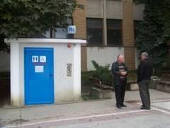 opt-toalete-publice-stau-la-dispozitia-zalauanilor-in-momentele-dificile07_57326