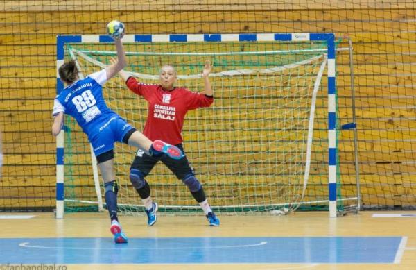 paula-visan-portarul-echipei-hc-zalau-primeste-cel-mai-frumos-cadou-de-ziua-ei0_59267