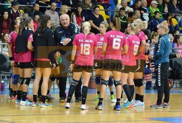 Pauza în Liga Nationala de handbal feminin