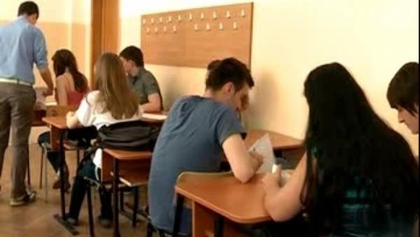 Peste 16 la suta din elevii de a VIII-a nu s-au înscris la Evaluarea nationala