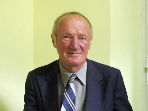 plecat-dintre-noi-ioan-avram-unul-dintre-cei-mai-de-suflet-dascali-ai-08_59147