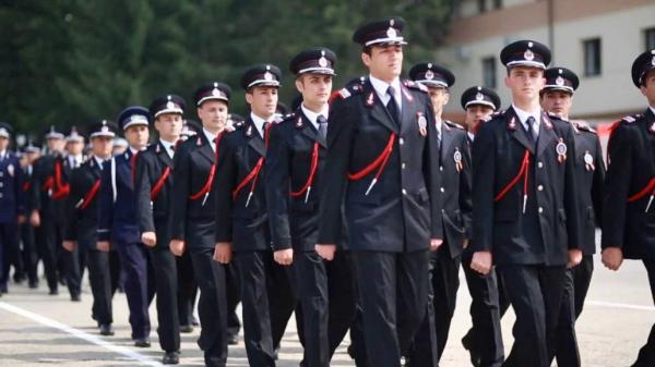 Pompierii fac recrutari pentru scolile de agenti si subofiteri