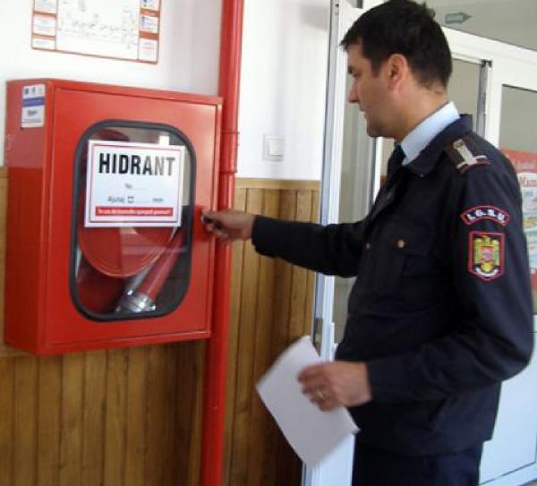 pompierii-salajeni-au-gasit-in-primele-cinci-luni-ale-anului-192-de-constructii-fara-autorizatie-de-securitate-la-incendiu010_55710