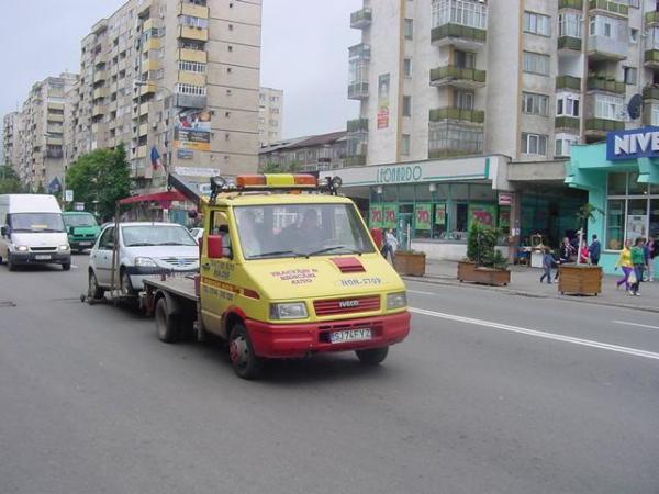 Primaria Zalau se pregateste sa reia practica ridicarii masinilor parcate neregulamentar