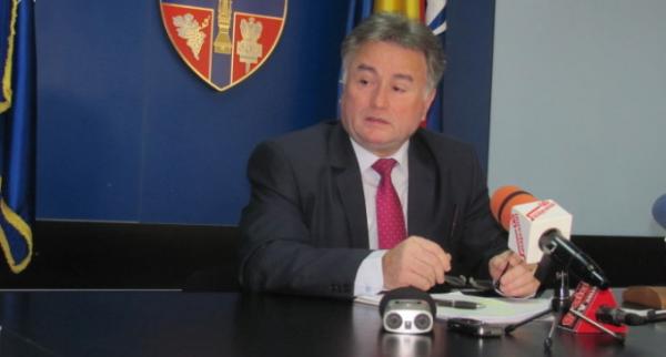 primarilor-de-orase-li-se-mai-maresc-o-data-veniturile-prevazute-in-legea-salarizarii02_55501