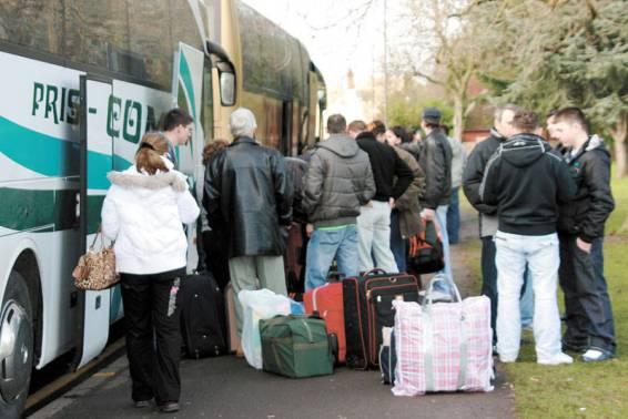 salajul-este-printre-judetele-falimentare-care-se-depopuleaza-pentru-ca-locuitorii-apti-de-lucru-iau-drumul-strainatatii05_55153