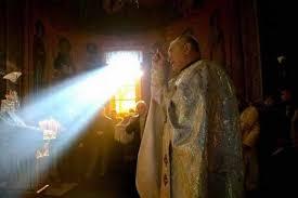 saptamana-luminata-obiceiuri-si-semnificatii04_55094