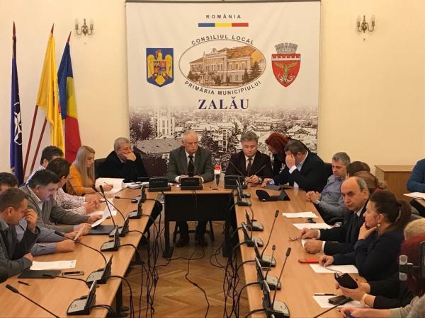 scandal-in-consiliul-local-zalau-pe-majorarea-salariilor-angajatilor-primariei-si-serviciilor-subordonate02_58507