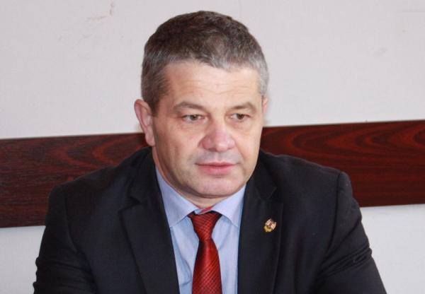 senatorul-pop-si-ministrul-bodog-ne-dezvaluie-dezastrul-privitor-la-asigurarea-asistentei-medicale-in-scolile-si-gradinitele-din-salaj0_57175