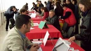 somerii-din-salaj-se-duc-la-firme-sa-obtina-negatie-sa-poata-primi-banii-de-la-ajofm05_58016