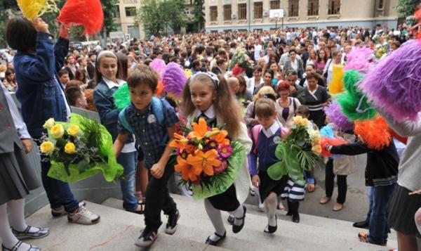 Speram intr-un an scolar mai bun, asa ca va invitam pe toti sa profitam de inceputul lui