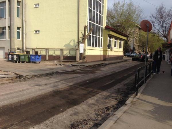 strada-din-fata-halei-agroalimnetare-se-redeschide-de-maine-pana-dupa-pasti010_54989