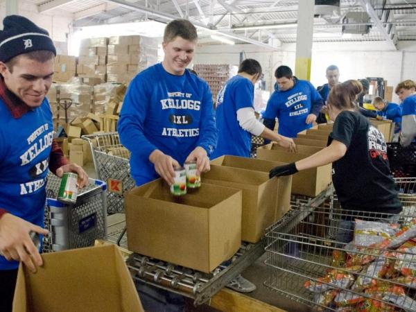 strainii-ofera-salajenilor-fara-studii-si-necalificati-salarii-pe-care-acasa-le-au-doar-directorii04_56489